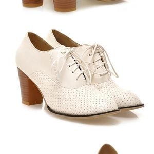 Perforated Oxford Pumps
